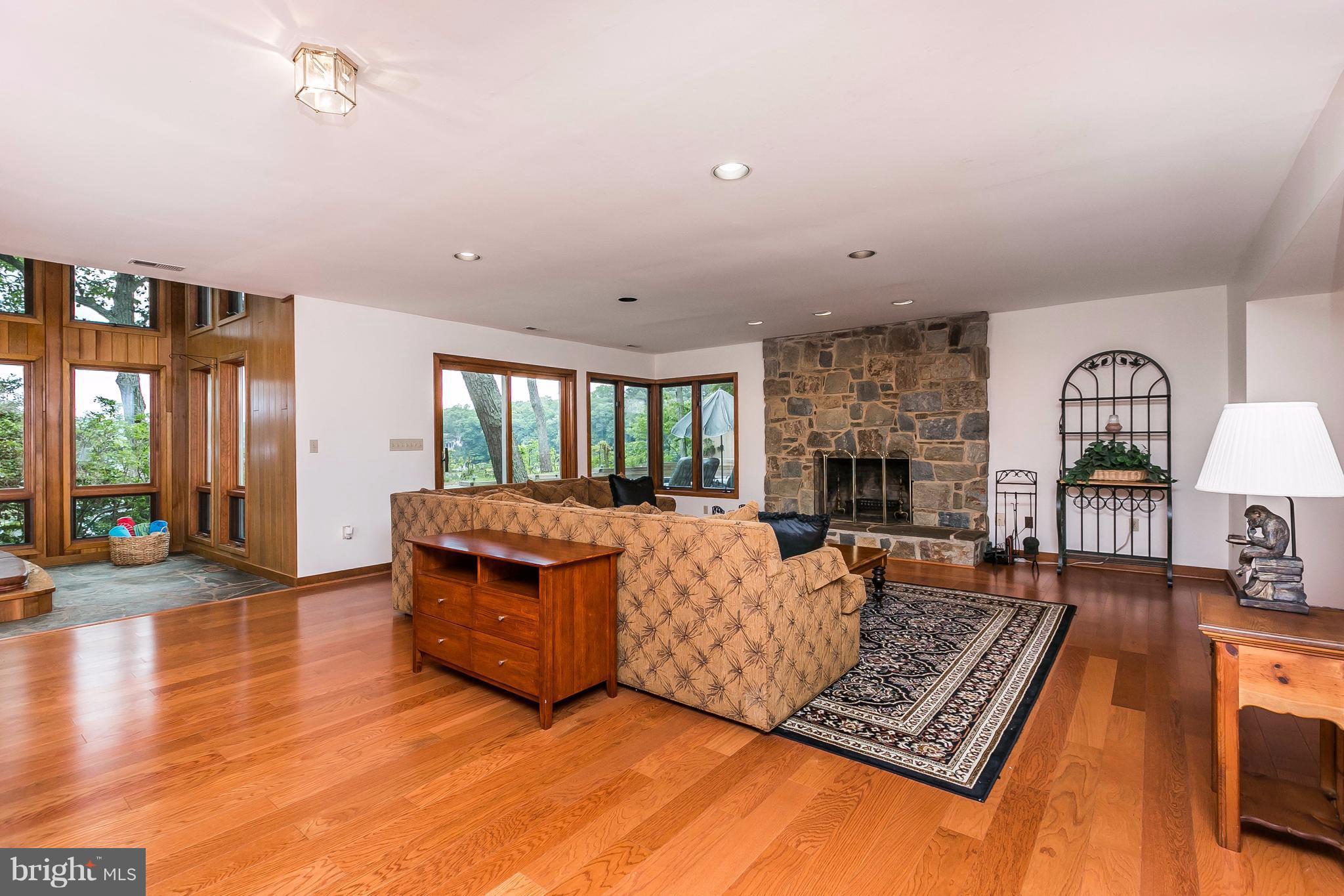 SOUTHDOWN ESTATES - Residential