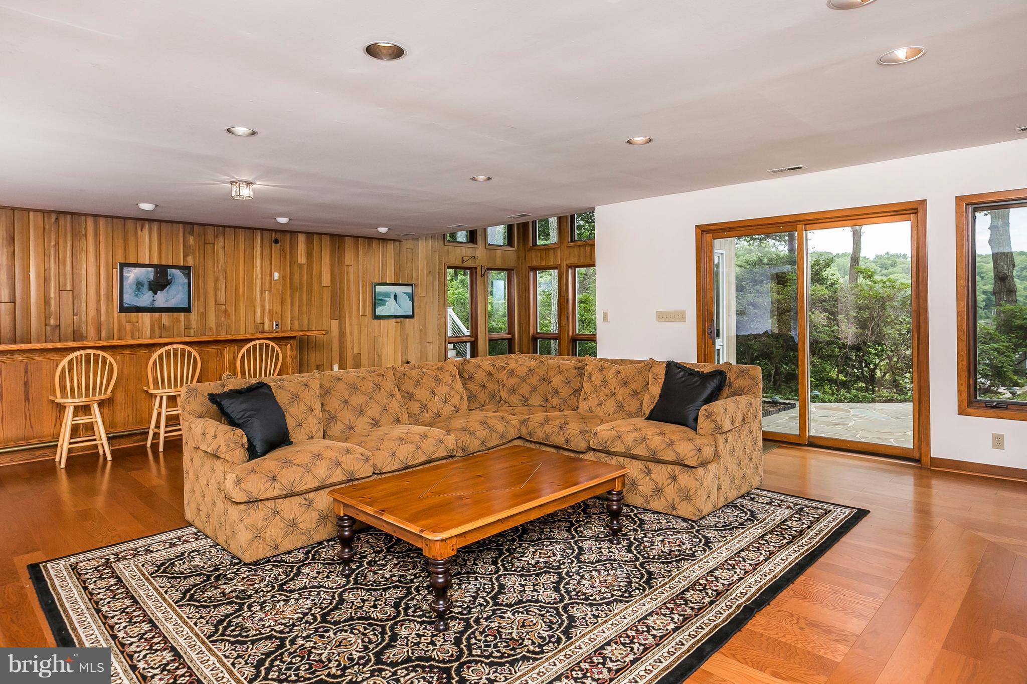 SOUTHDOWN ESTATES - Residential