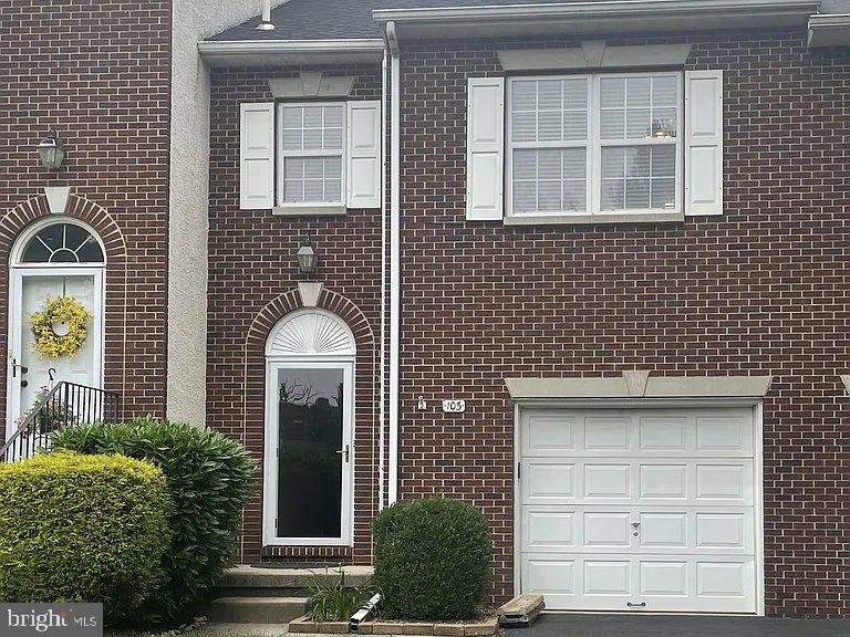 PINE TREE RIDGE - Residential