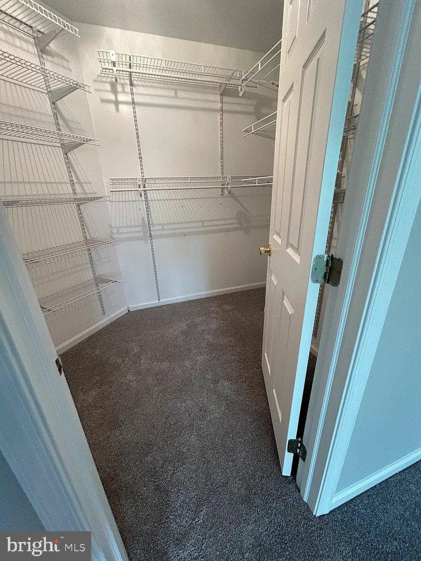 PINE TREE RIDGE - Residential