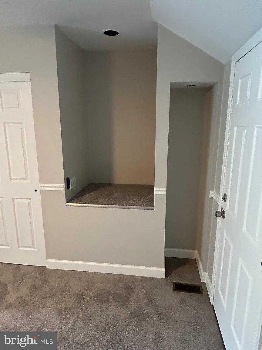 PINE TREE RIDGE - Residential