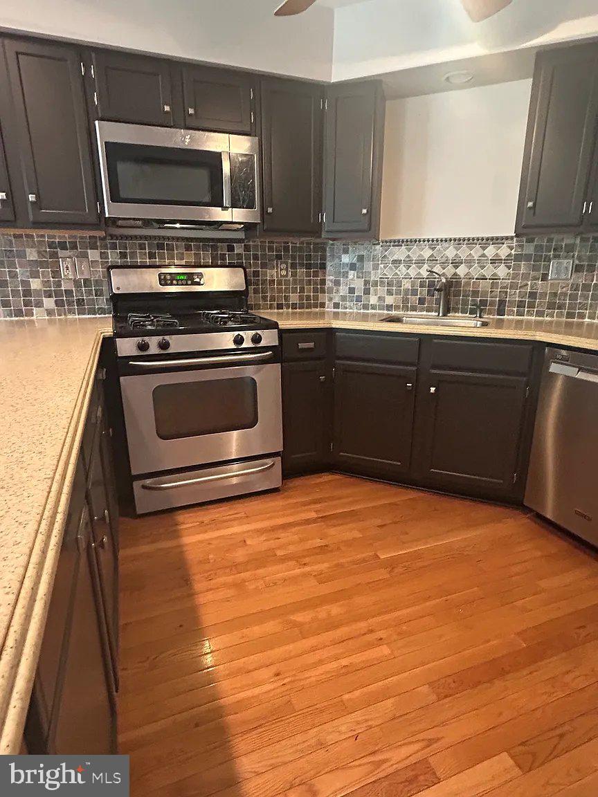 PINE TREE RIDGE - Residential