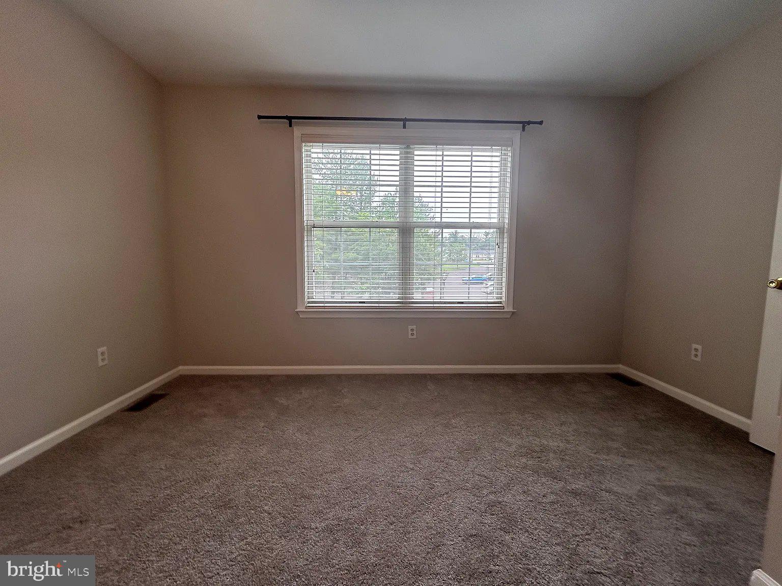 PINE TREE RIDGE - Residential