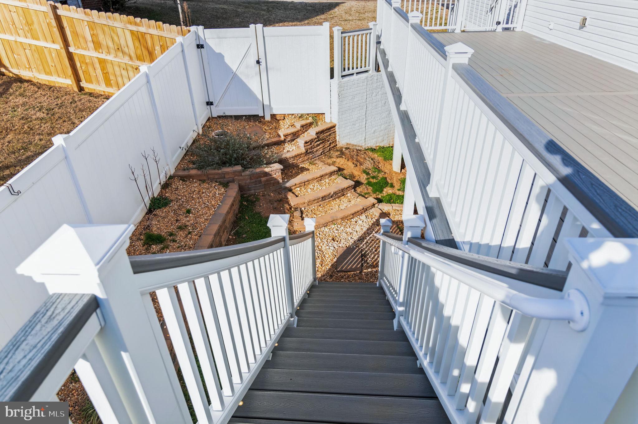 HUNTINGTON MEADOWS - Residential