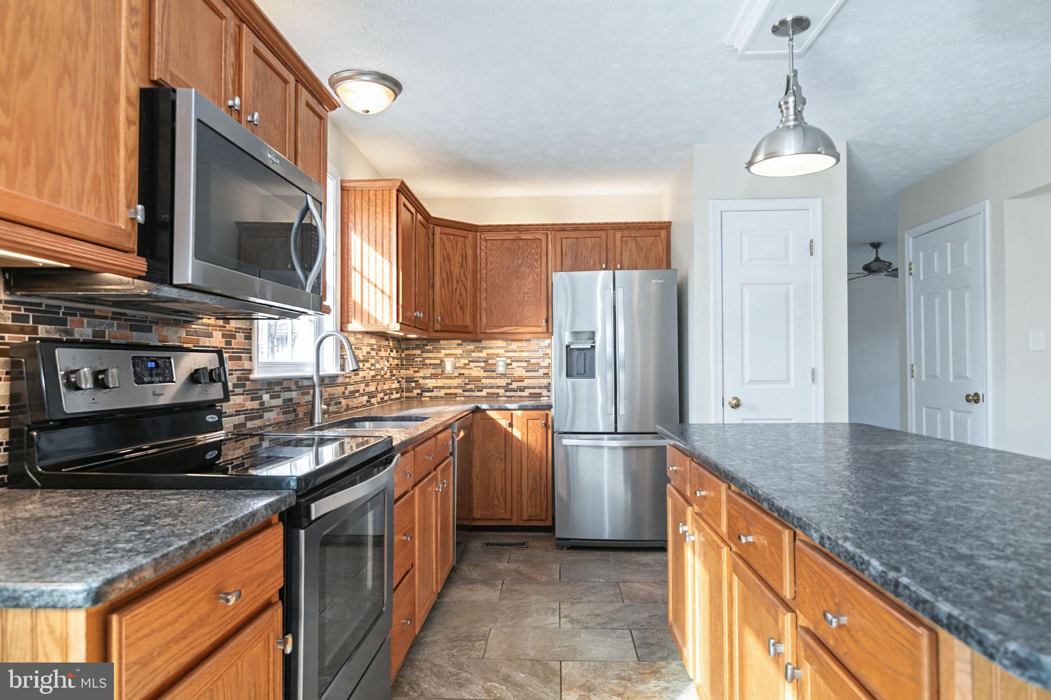 HUNTINGTON MEADOWS - Residential