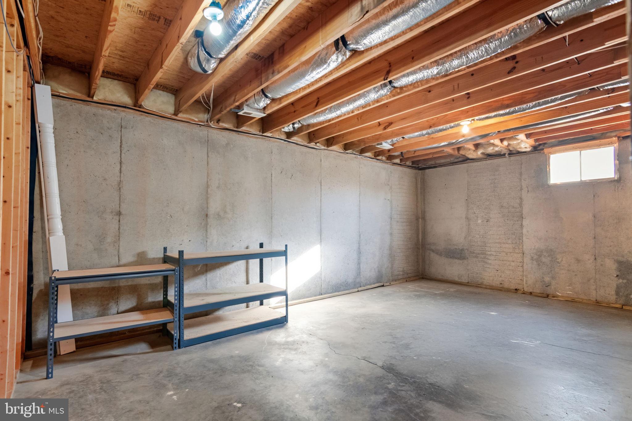 HUNTINGTON MEADOWS - Residential