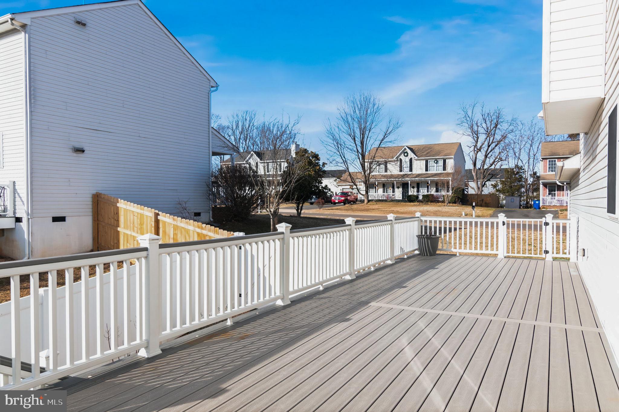 HUNTINGTON MEADOWS - Residential