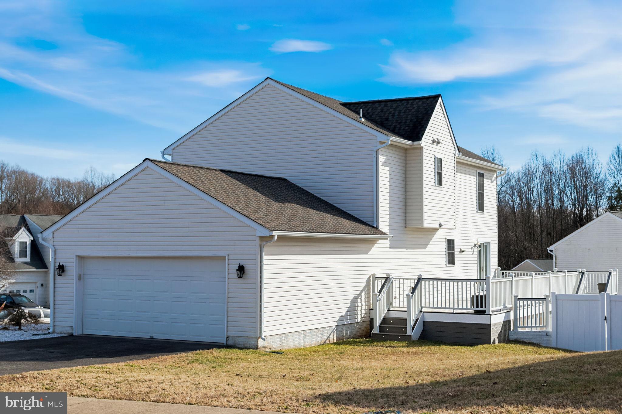 HUNTINGTON MEADOWS - Residential