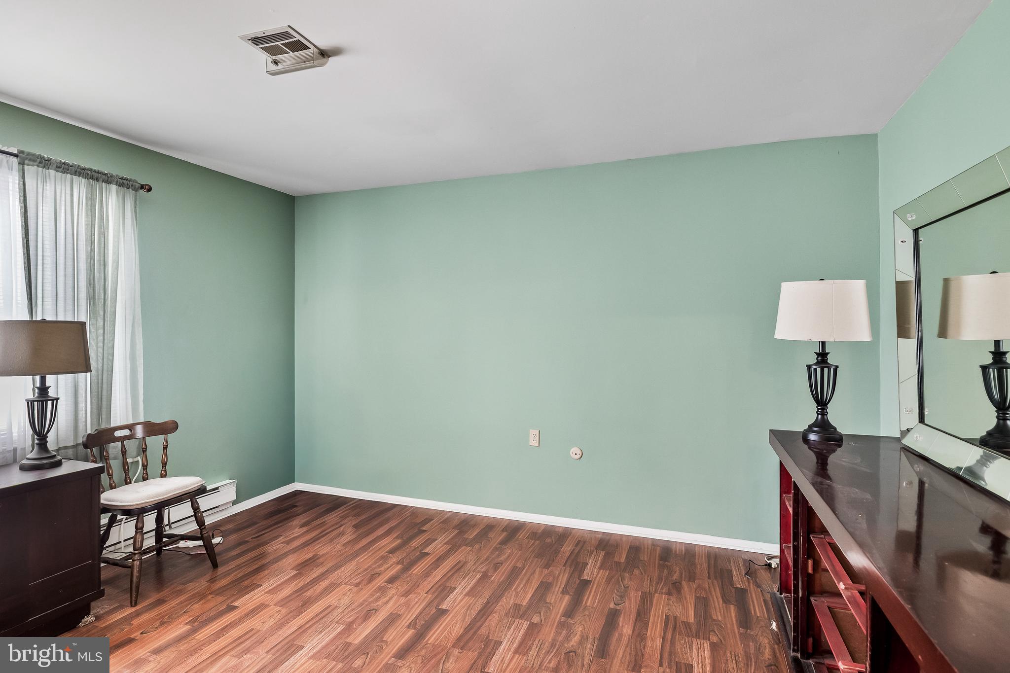 LEISURETOWNE - Residential