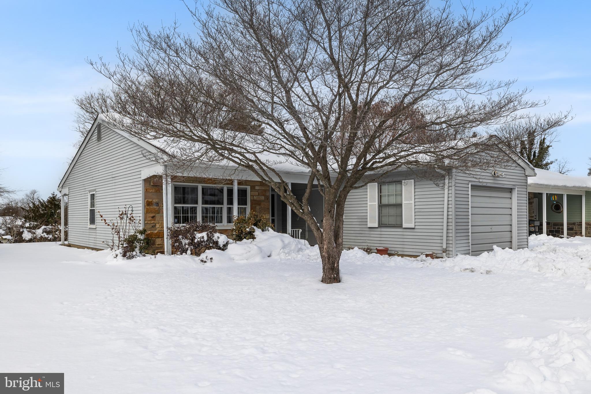 LEISURETOWNE - Residential