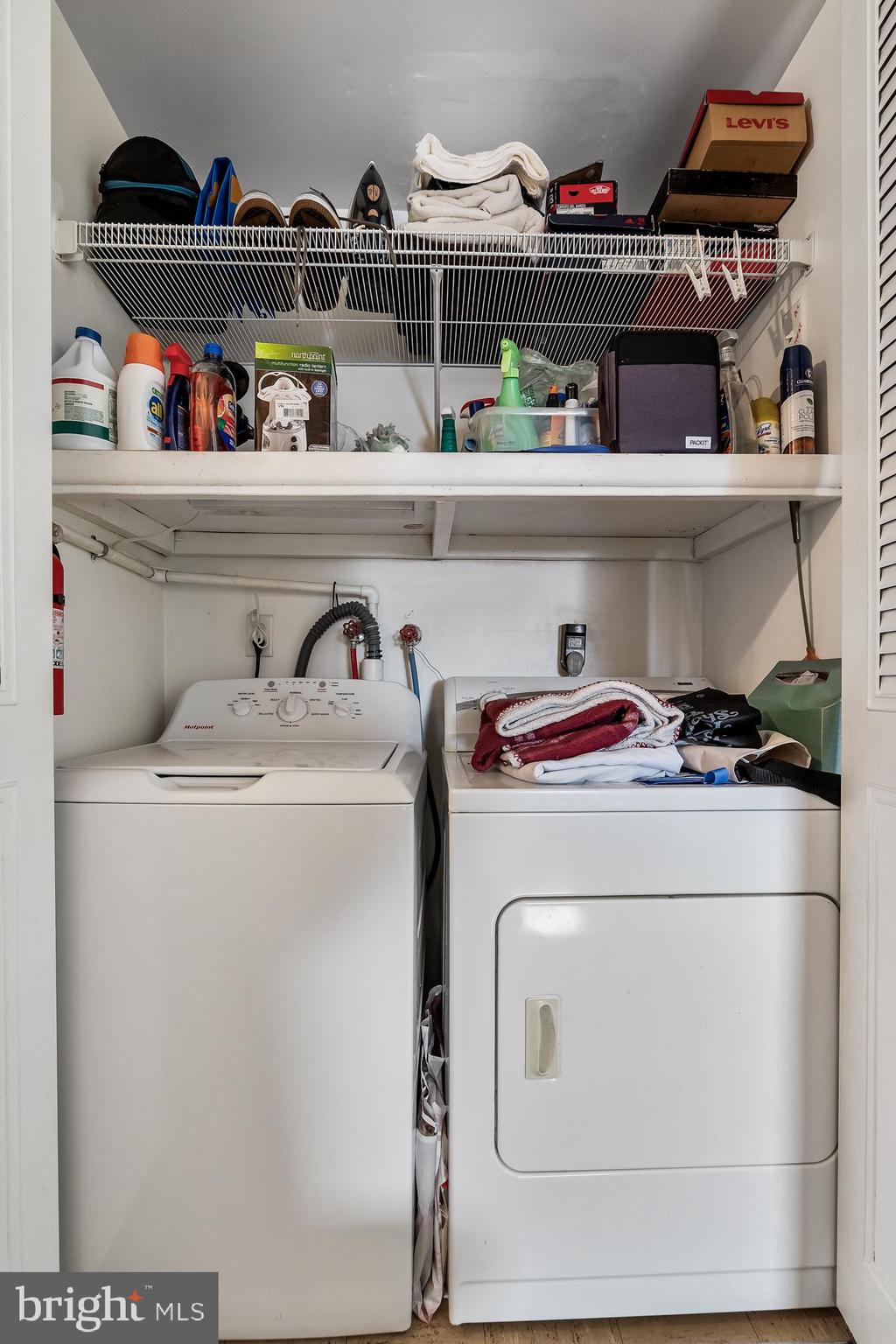 LEISURETOWNE - Residential