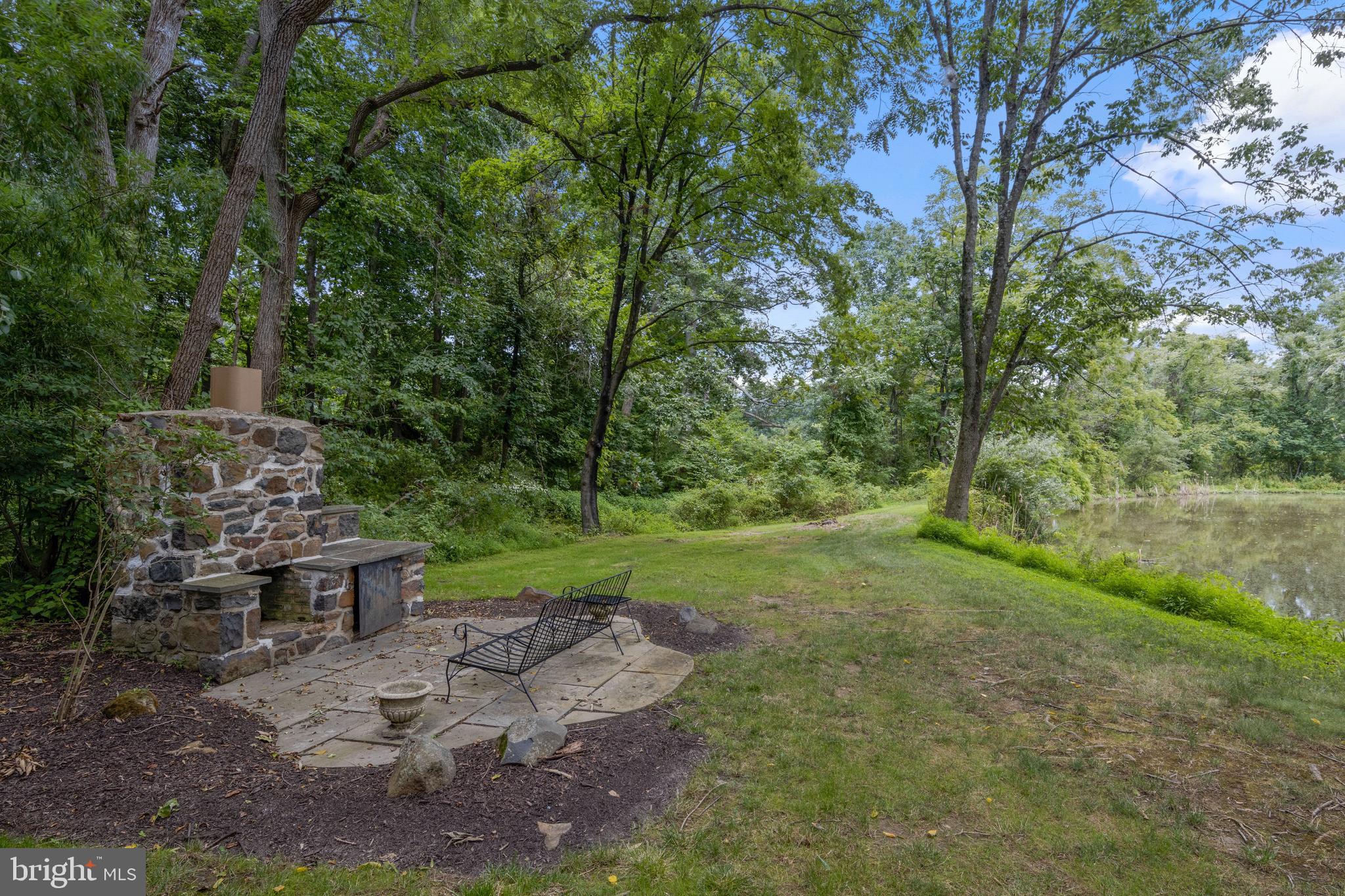 CHESTER SPRINGS - Residential