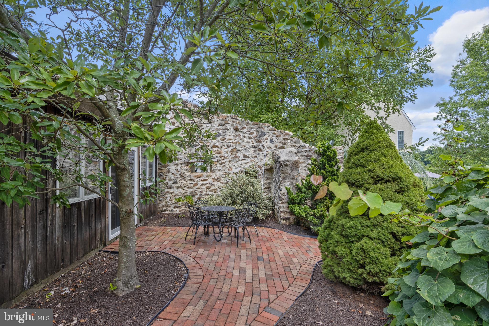 CHESTER SPRINGS - Residential