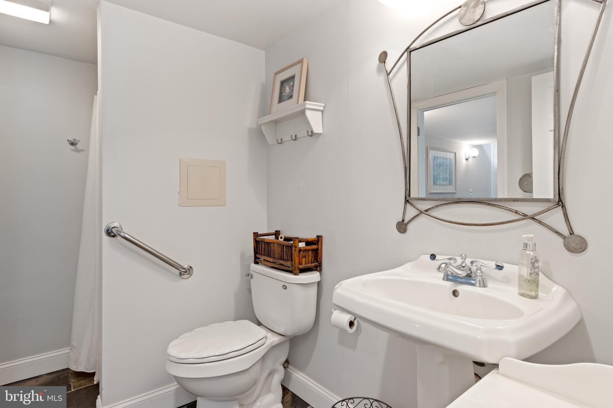 CHESTER SPRINGS - Residential