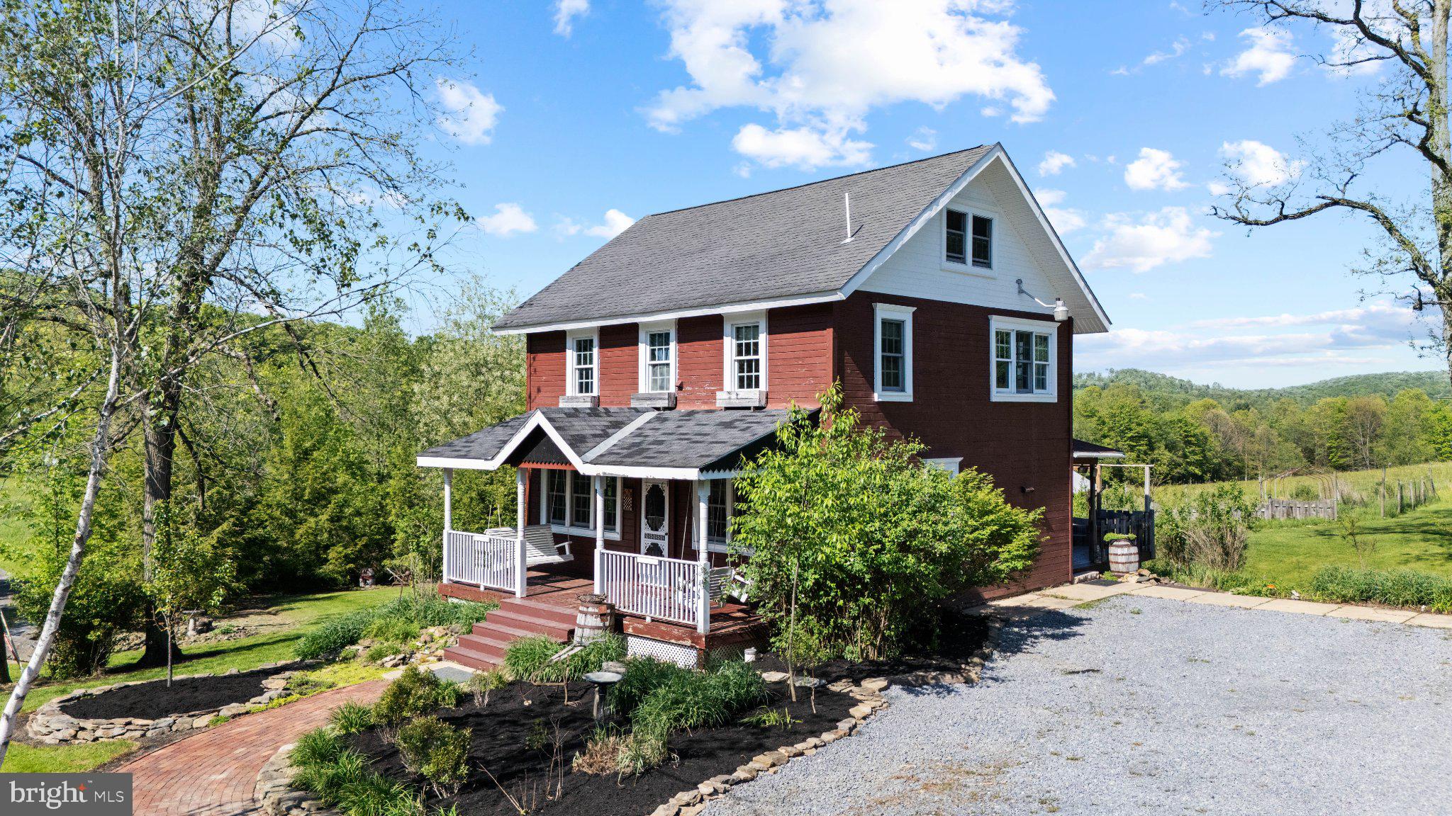 225 HONEY HOLLOW RANCH ROAD W