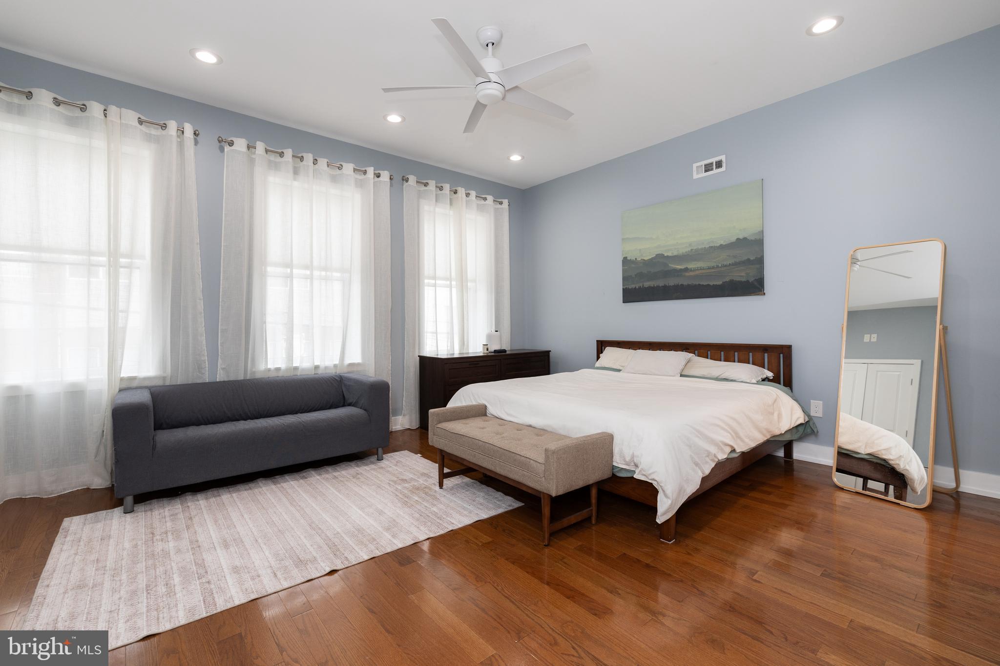 PORT RICHMOND - Residential