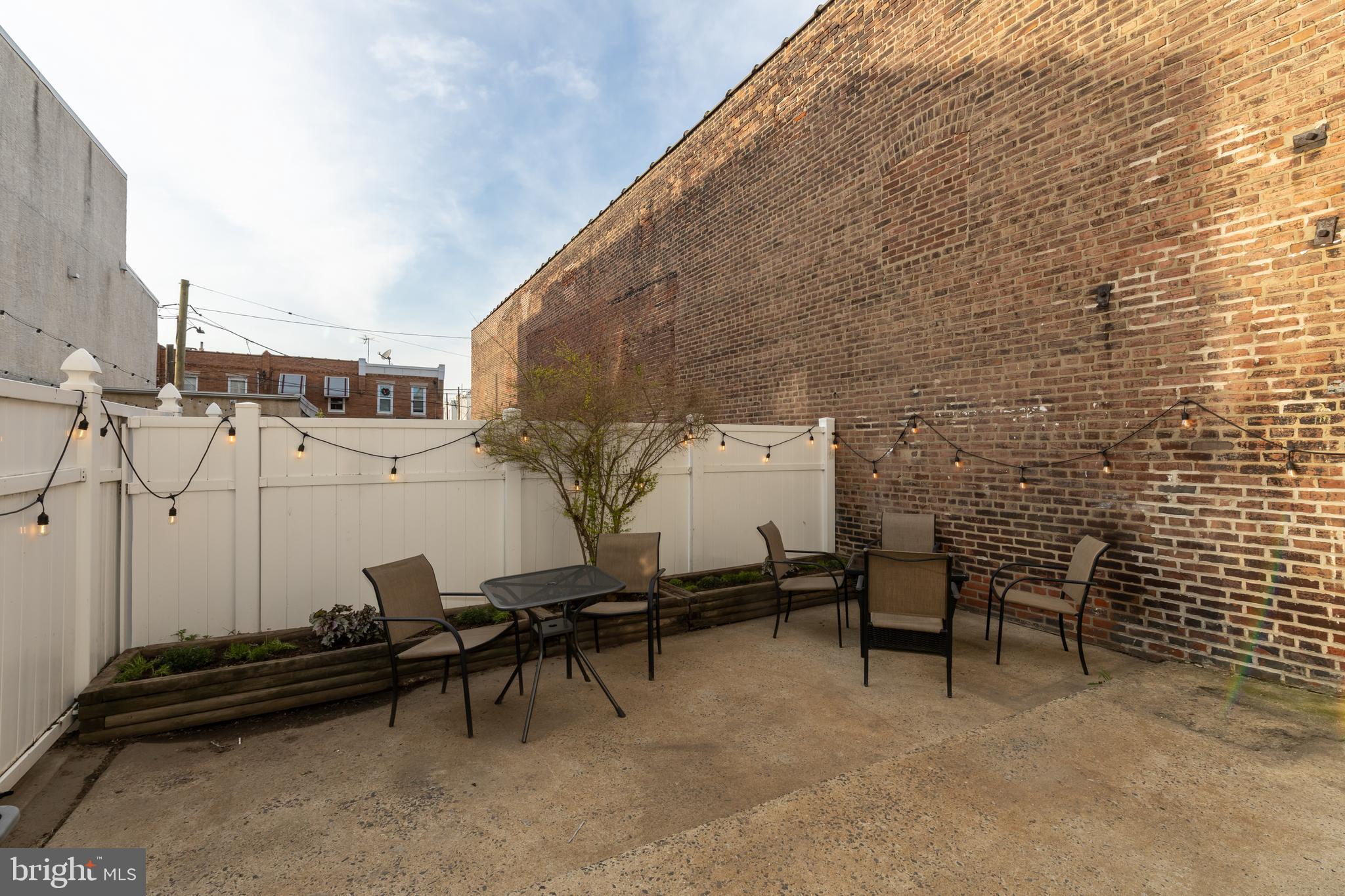 PORT RICHMOND - Residential