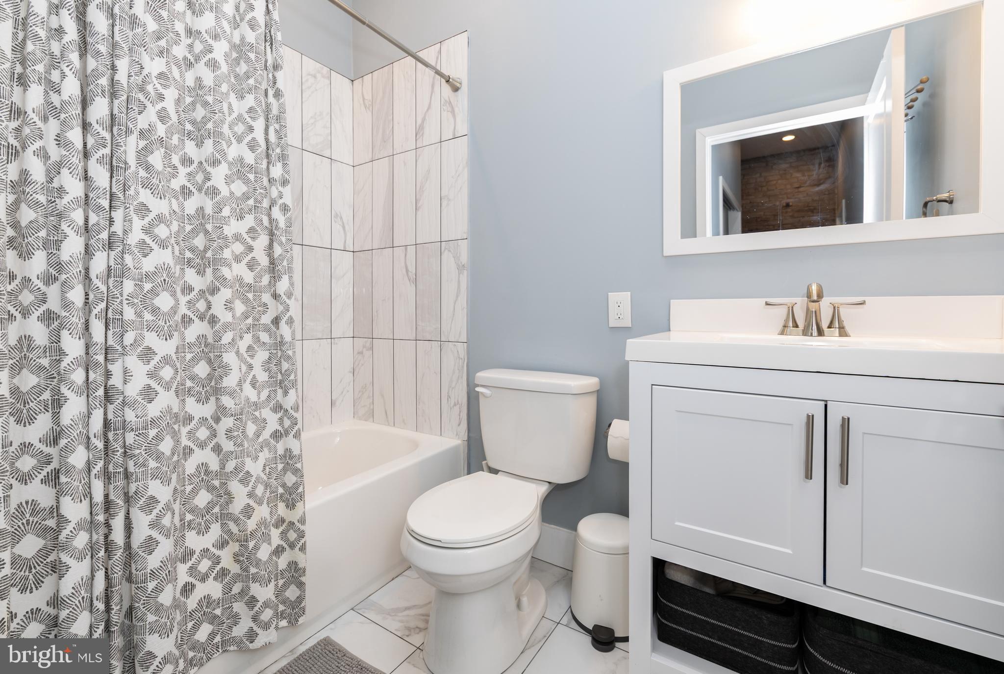 PORT RICHMOND - Residential