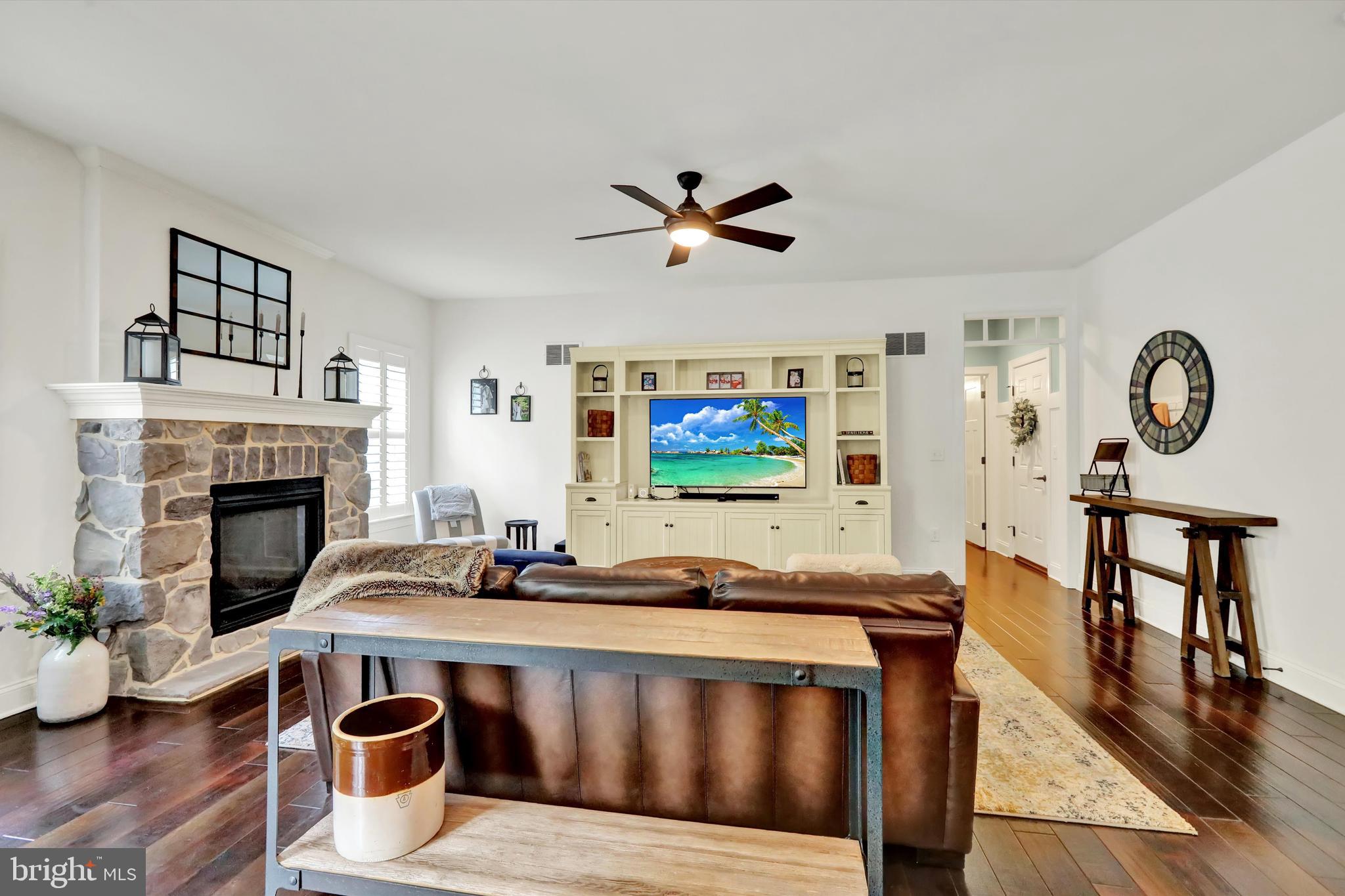 SYLVAN VIEW - Residential