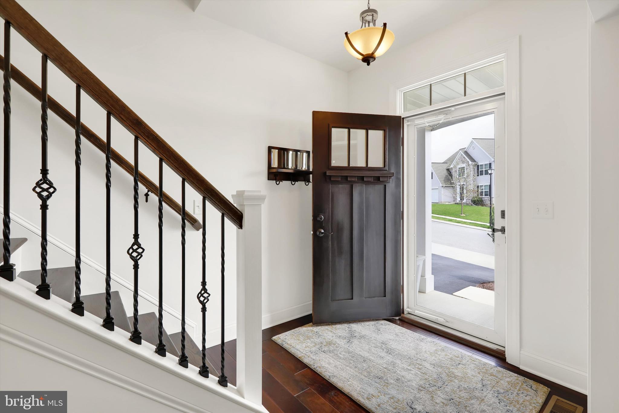 3930 ARCHER LANE