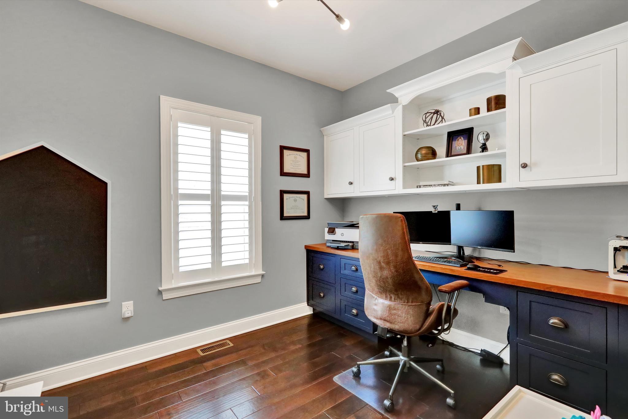 SYLVAN VIEW - Residential