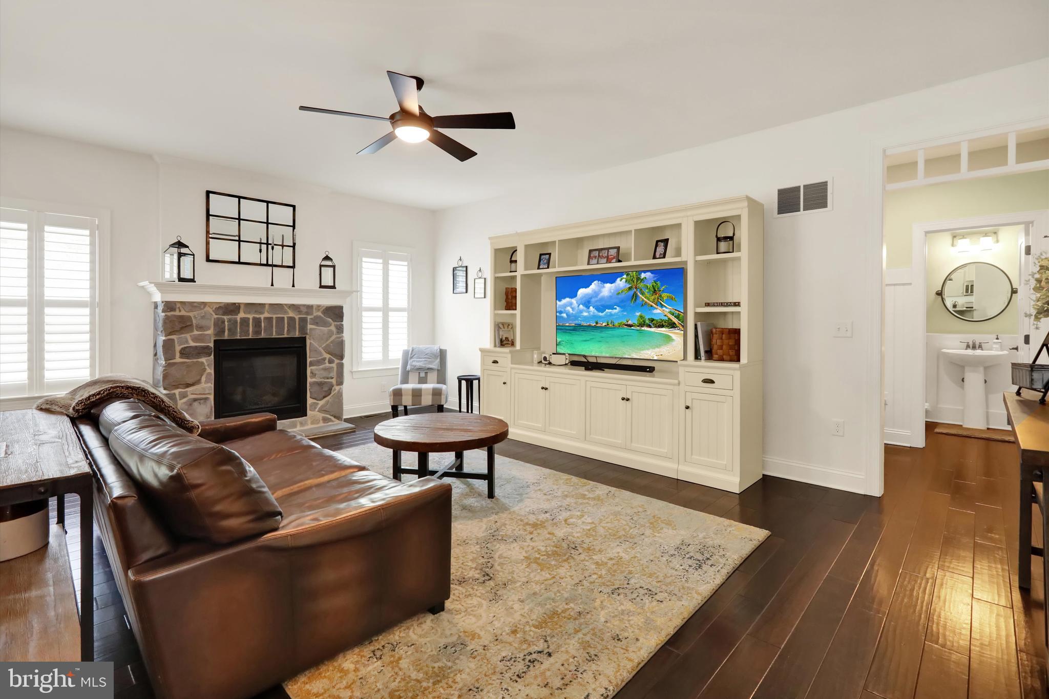 SYLVAN VIEW - Residential