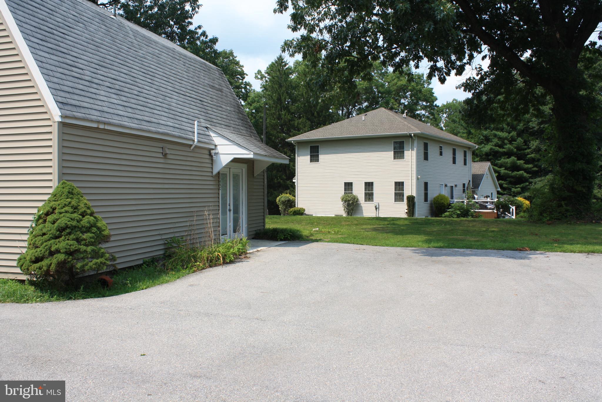1349 PHOENIXVILLE PIKE UNIT C