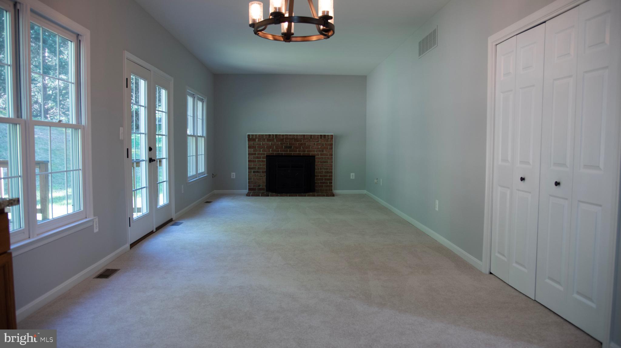 TALBOT RUN ESTATES - Residential