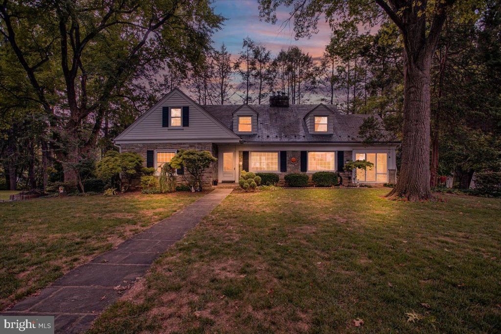 Photo of 2107 Clover Hill Road, Lancaster, PA 17603 (MLS # PALA2053706)