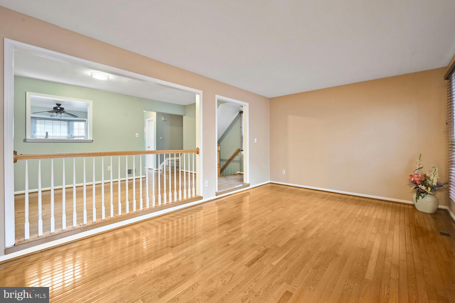 WOODSIDE - Residential