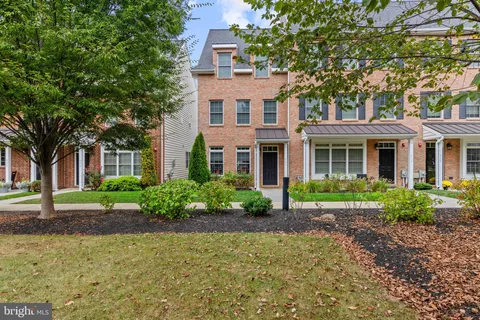 621 W Magnolia Court, Kennett Square, PA MLS: PACT2110114