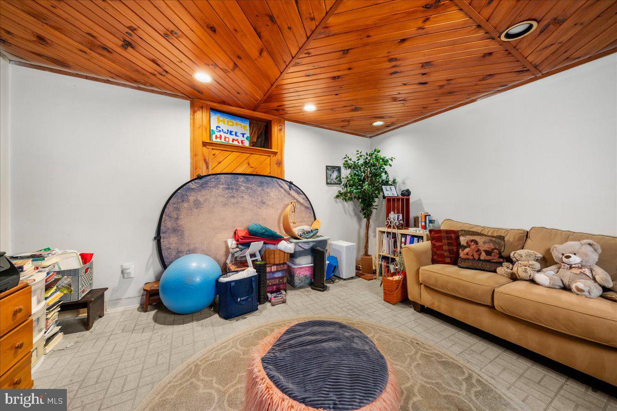 CHESTERBROOK - Residential