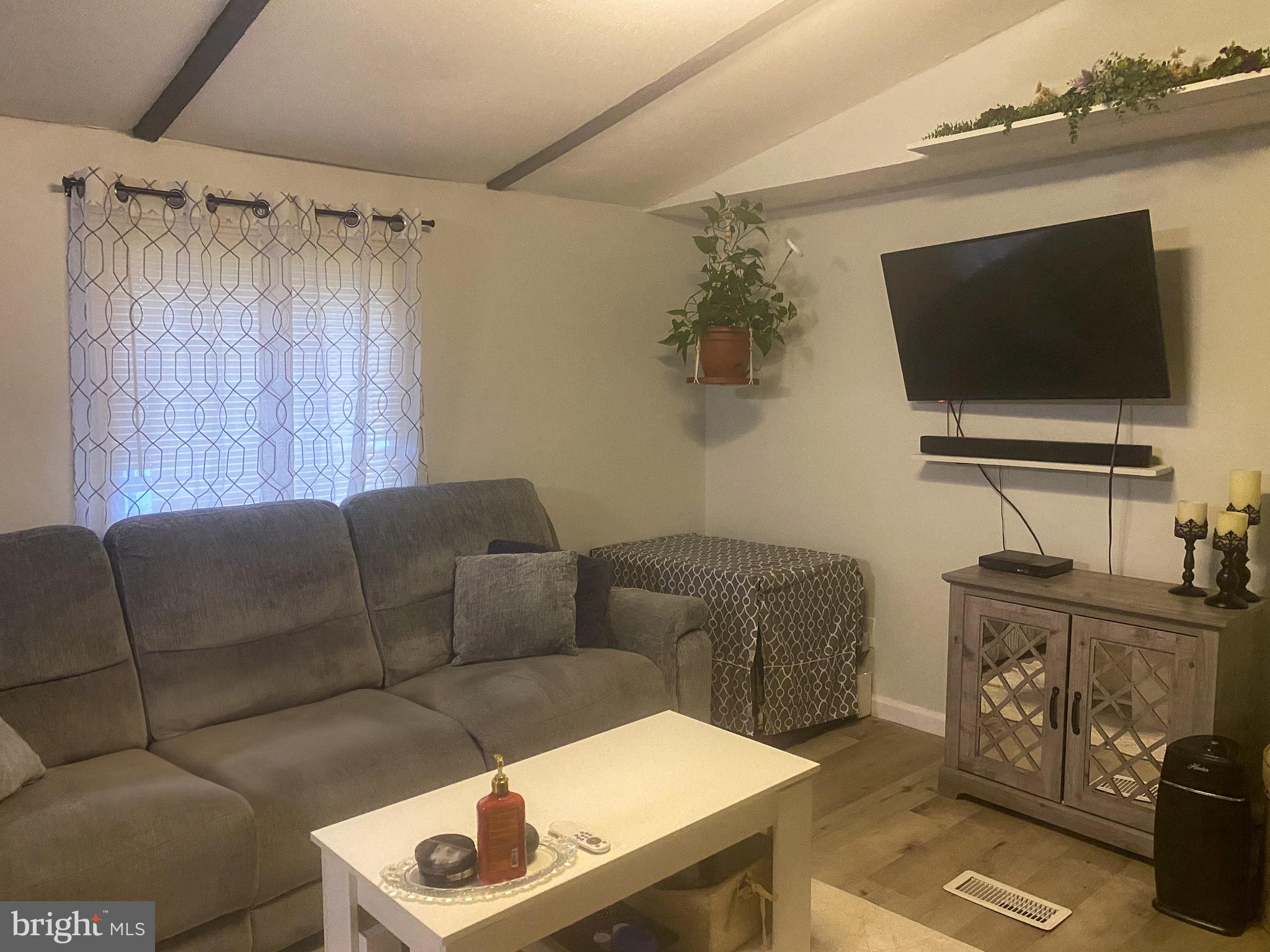 CEDAR MANOR MHP - Residential