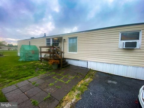 15 LETTI DRIVE ELIZABETHTOWN PA 17022