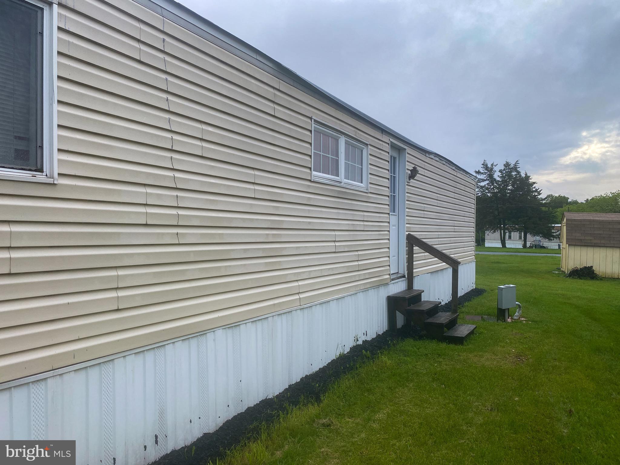 CEDAR MANOR MHP - Residential