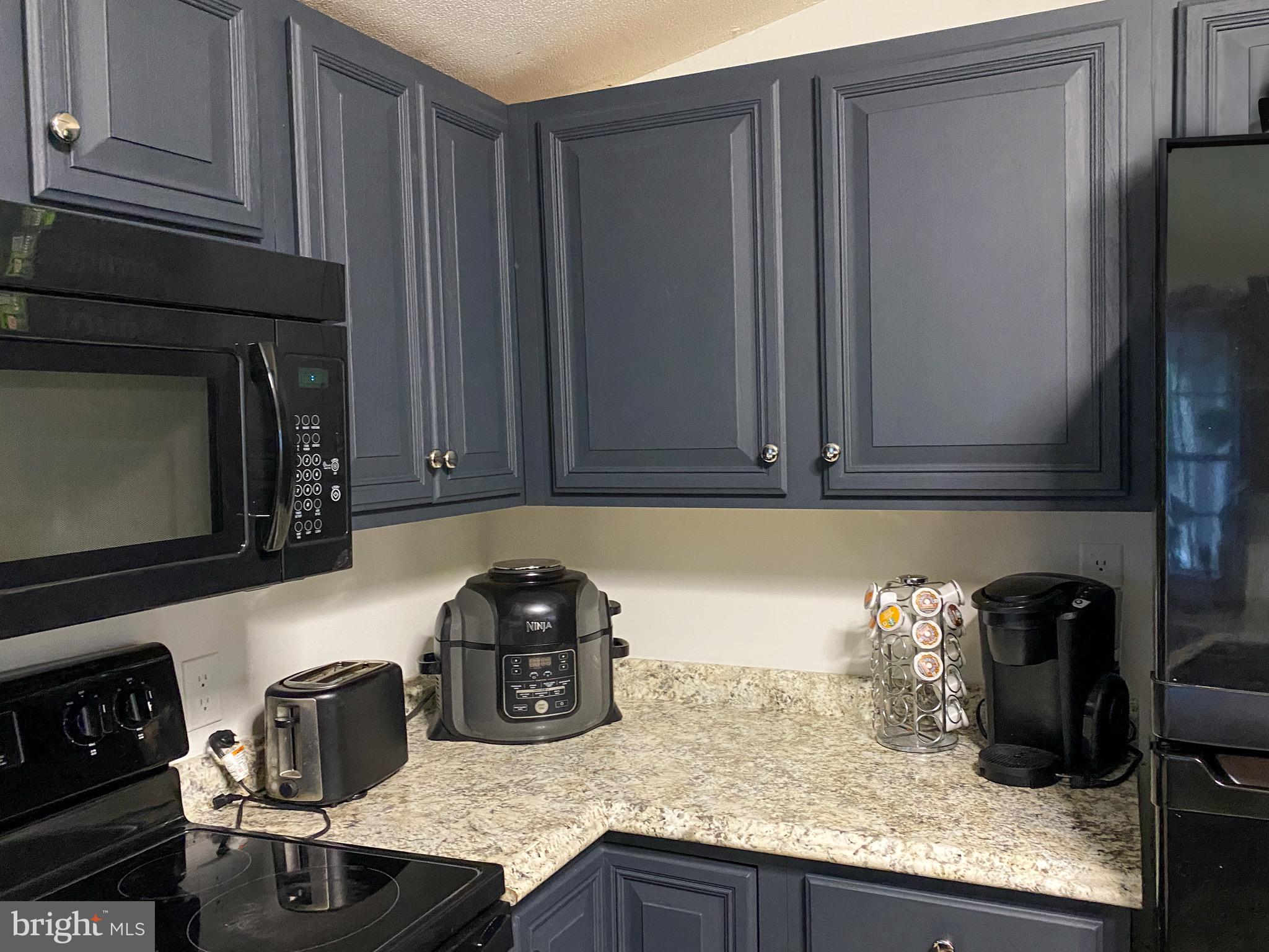 CEDAR MANOR MHP - Residential