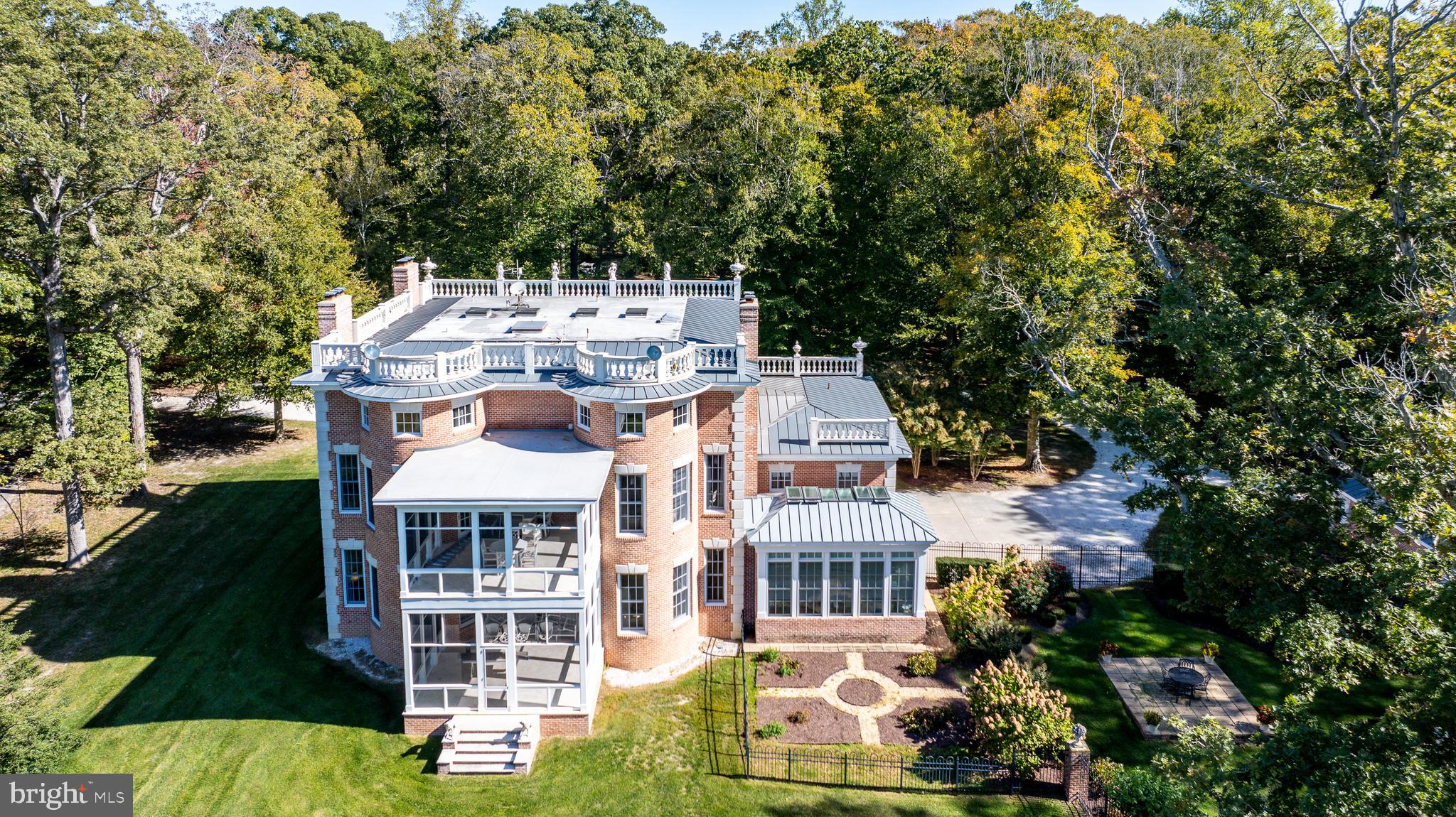 EASTON - Residential