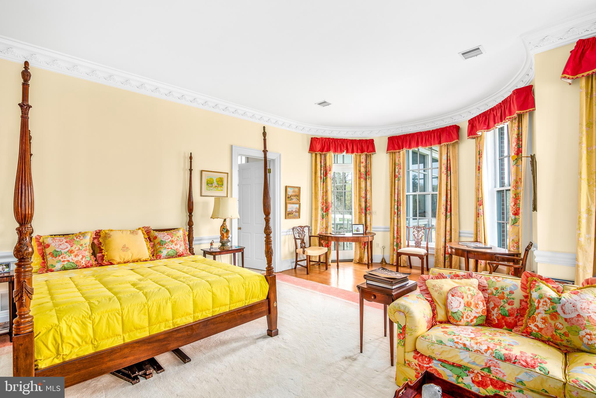 EASTON - Residential