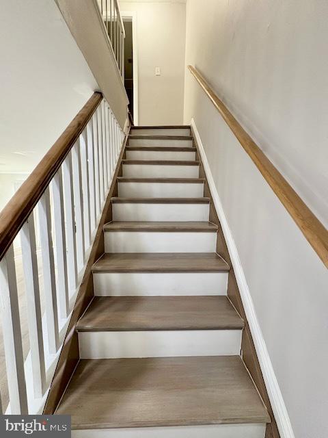 NORTH CREEK - Residential Lease