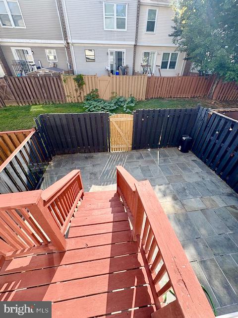 NORTH CREEK - Residential Lease