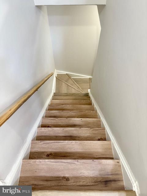 NORTH CREEK - Residential Lease