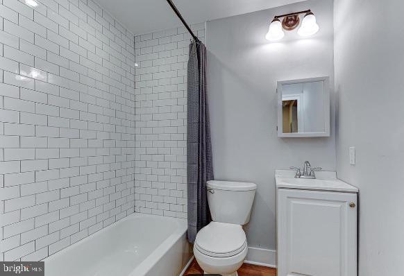 TEMPLE UNIVERSITY - Residential Lease