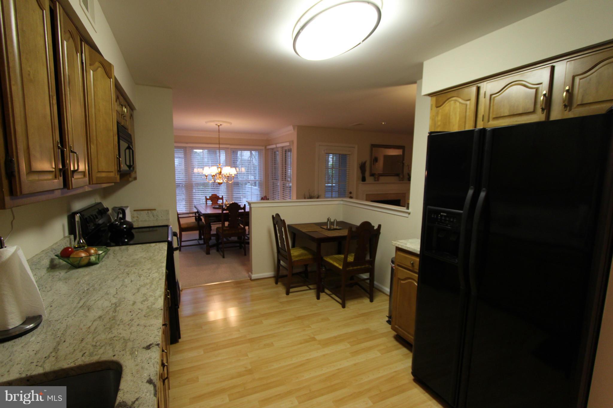 HAMPTON POINTE - Residential