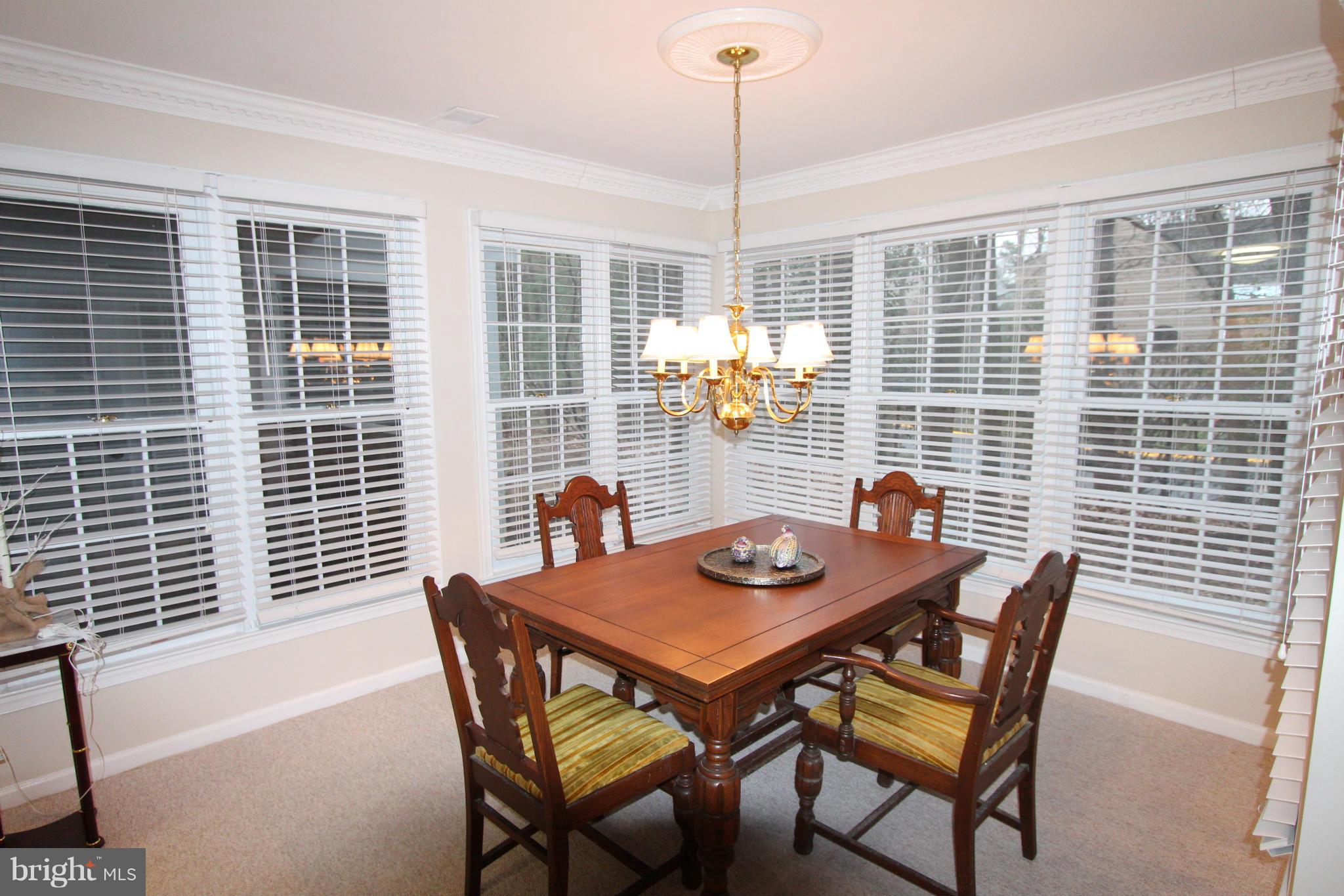 HAMPTON POINTE - Residential