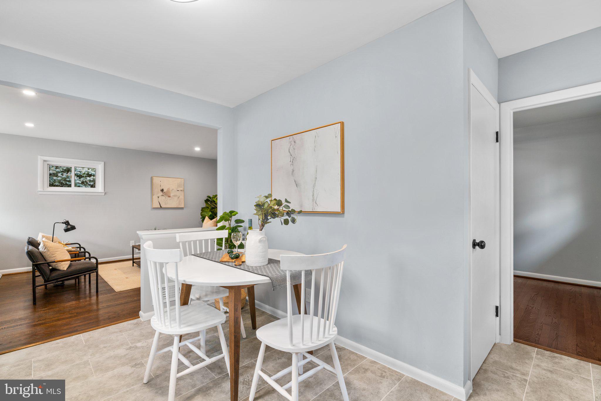 CATONSVILLE MANOR - Residential