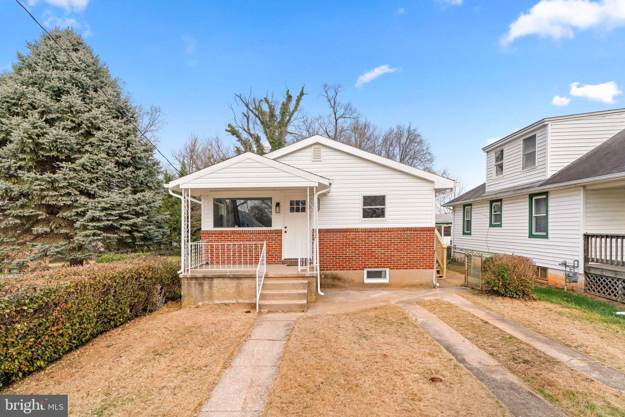 CATONSVILLE MANOR - Residential