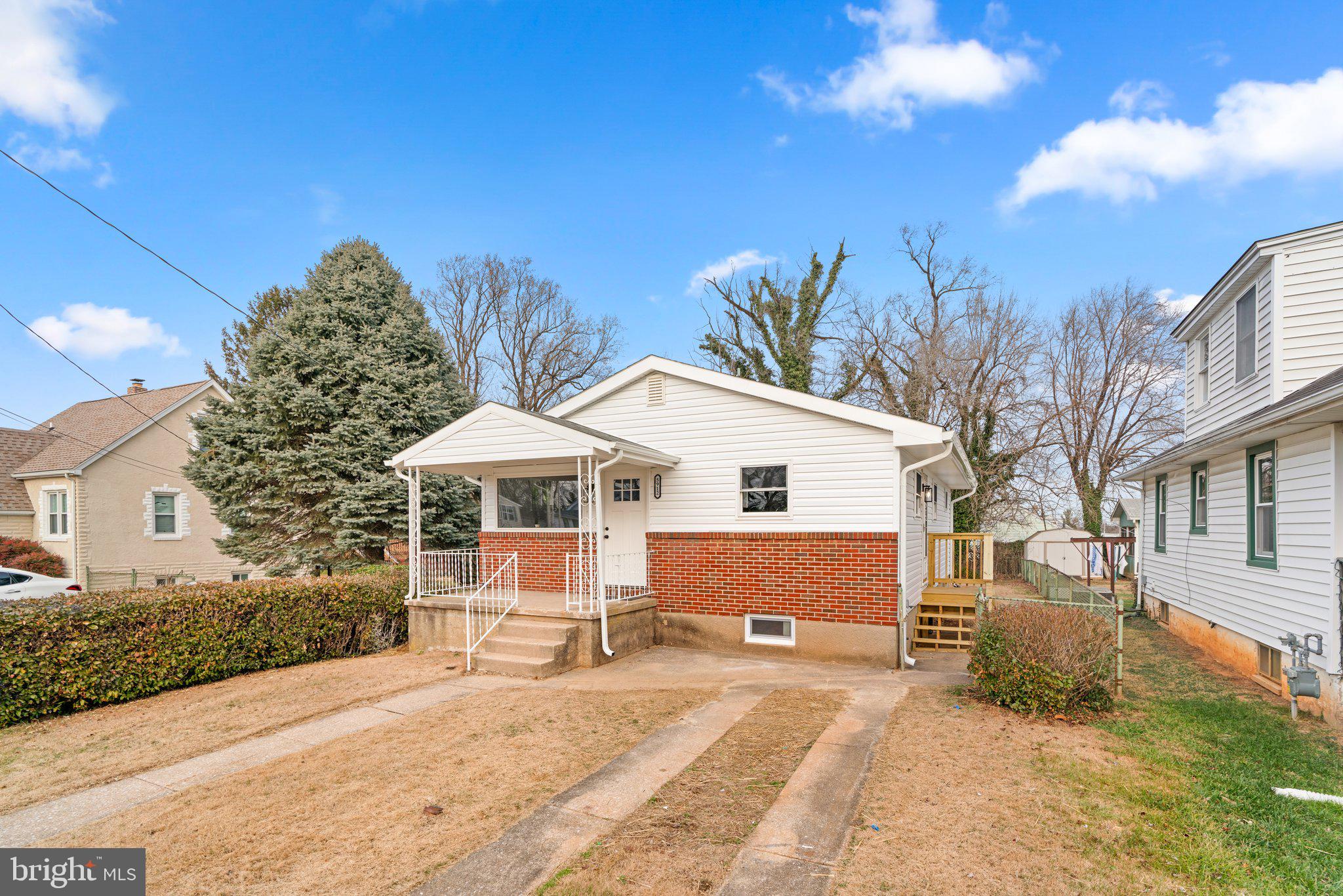 CATONSVILLE MANOR - Residential