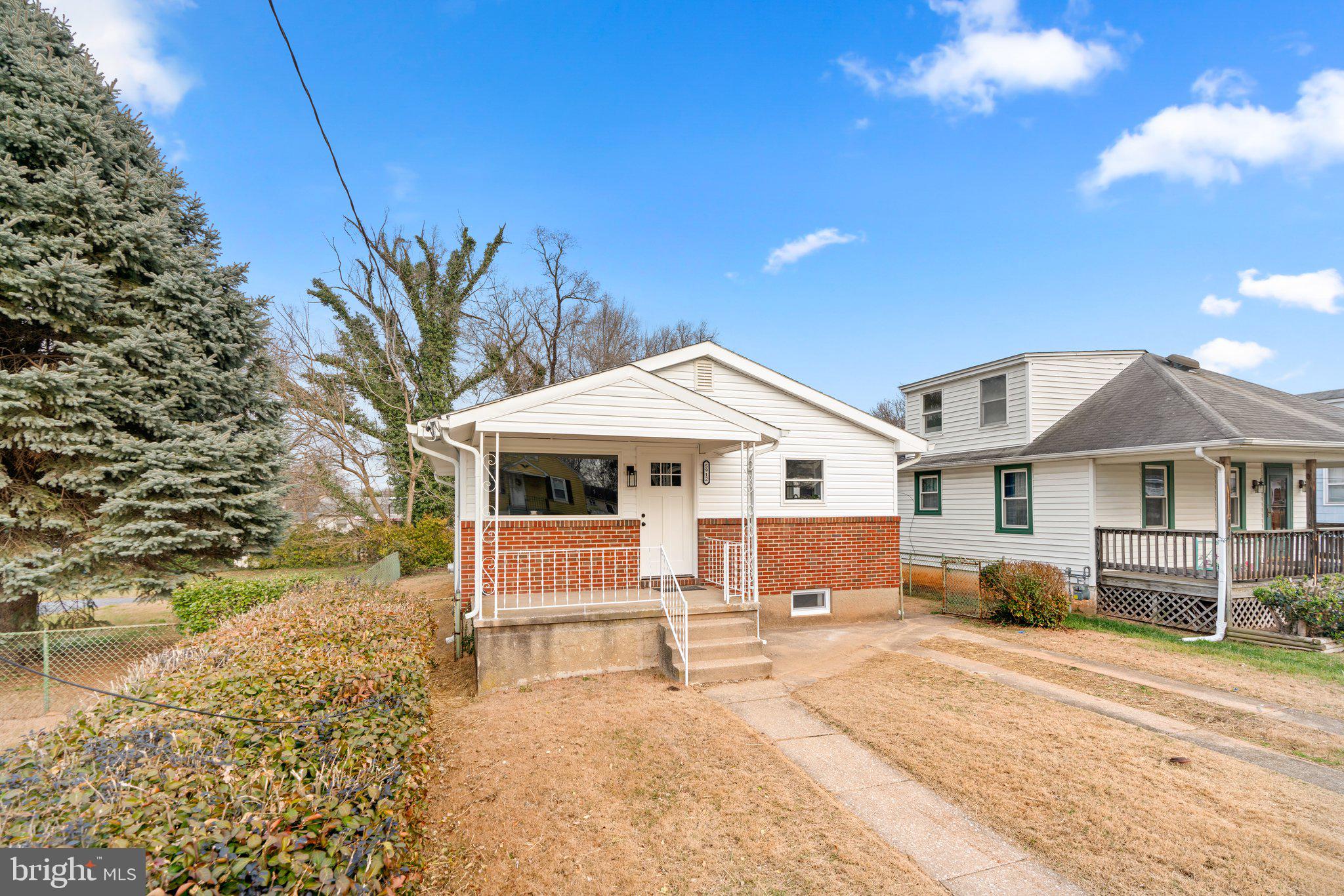 CATONSVILLE MANOR - Residential