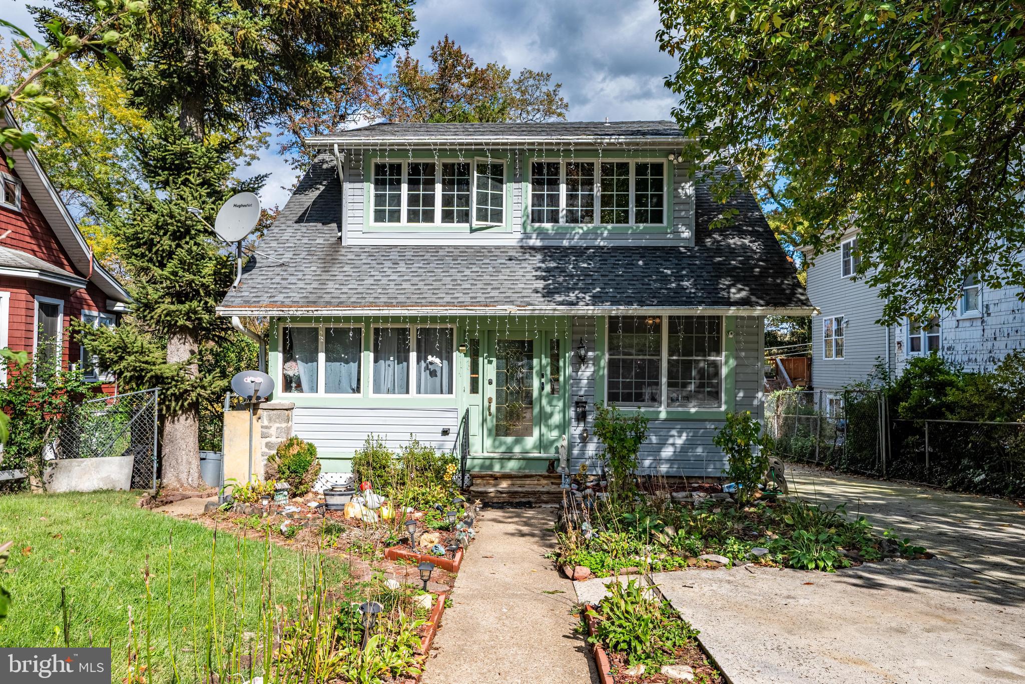 LARCHMONT - Residential