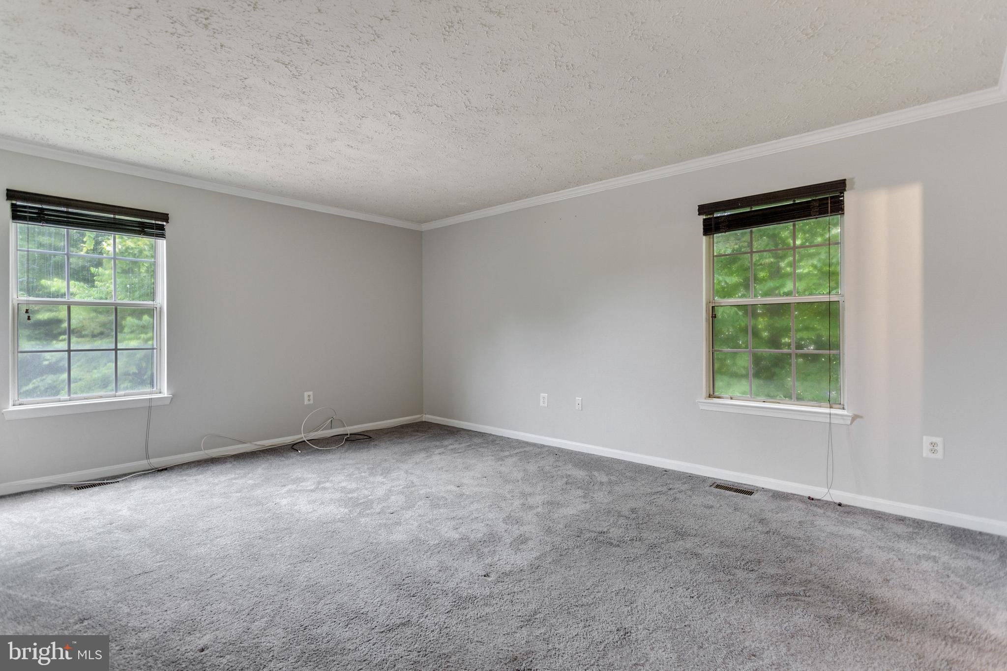 OXFORD OAKS - Residential